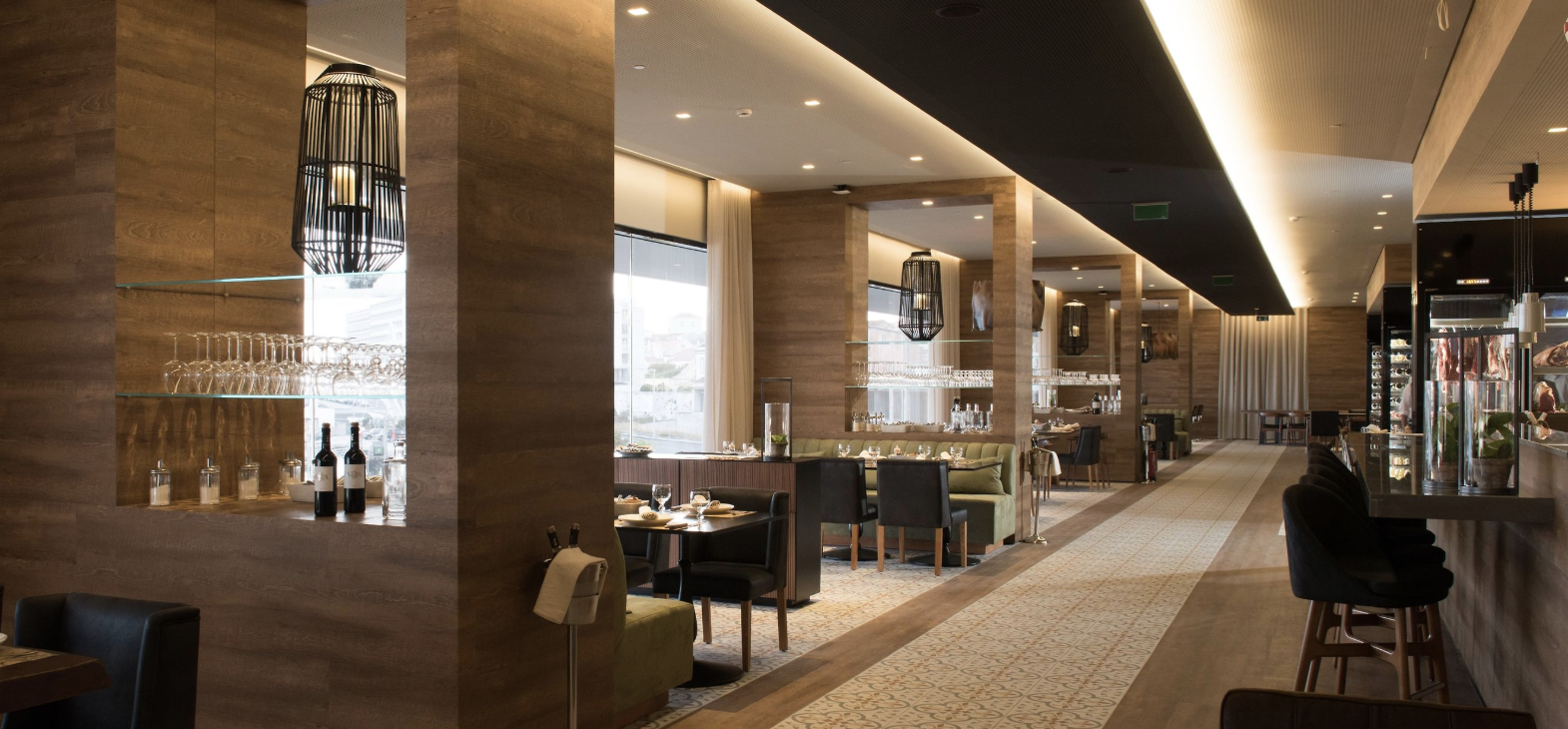 Azor Hotel